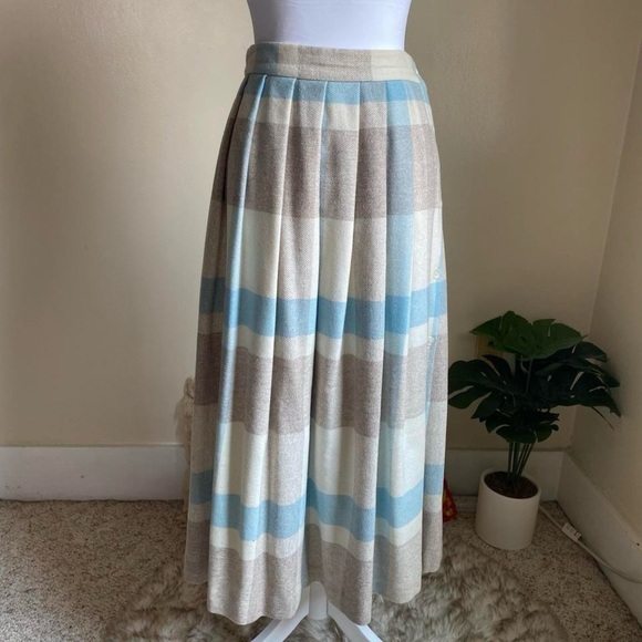 SOLD - Picture 7 of 8